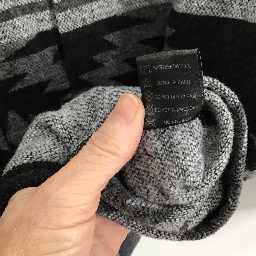 Native Western Aztec Button-Up Jacket Shacket Win… - image 2